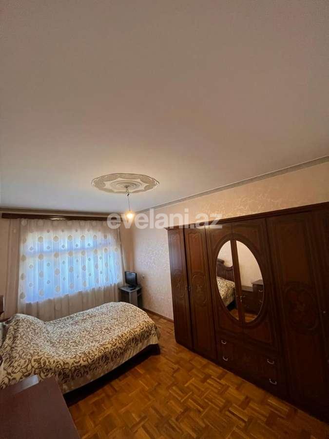 Satılır, köhnə tikili, 2 otaqlı, 60 m², Bakı, Nəsimi r, Memar Əcəmi m.