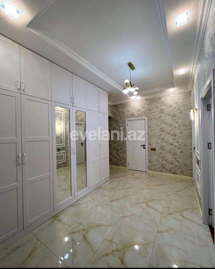 Satılır, yeni tikili, 3 otaqlı, 135 m², Bakı, Binəqədi r, 8-ci mikrorayon q, Azadlıq prospekti m.