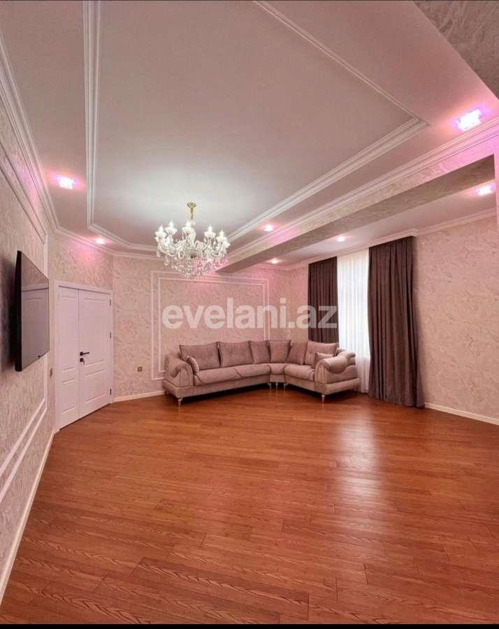 Satılır, yeni tikili, 3 otaqlı, 135 m², Bakı, Binəqədi r, 8-ci mikrorayon q, Azadlıq prospekti m.