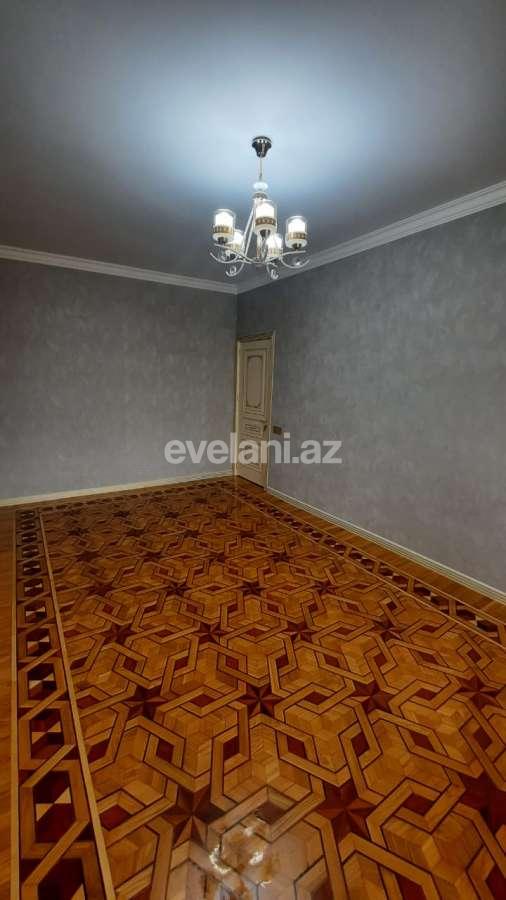 Satılır, köhnə tikili, 4 otaqlı, 110 m², Bakı, Binəqədi r, Azadlıq prospekti m.