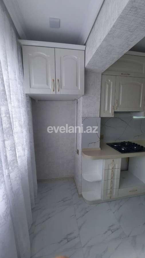 Satılır, köhnə tikili, 4 otaqlı, 110 m², Bakı, Binəqədi r, Azadlıq prospekti m.