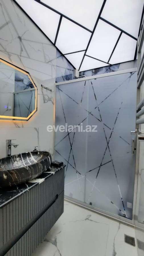 Satılır, köhnə tikili, 4 otaqlı, 110 m², Bakı, Binəqədi r, Azadlıq prospekti m.