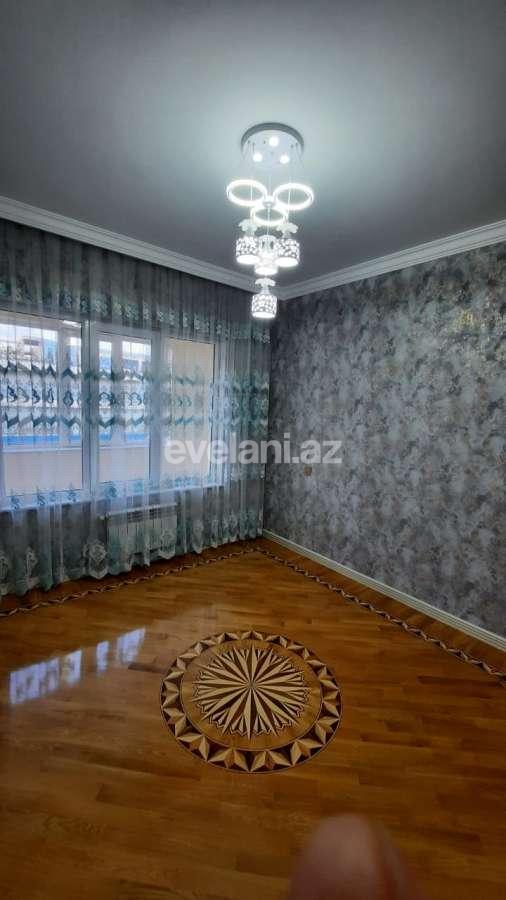 Satılır, köhnə tikili, 4 otaqlı, 110 m², Bakı, Binəqədi r, Azadlıq prospekti m.