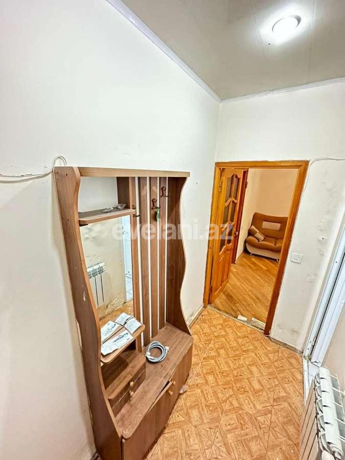 Satılır, köhnə tikili, 3 otaqlı, 40 m², Bakı, Nəsimi r, 5-ci mikrorayon q, Memar Əcəmi m.