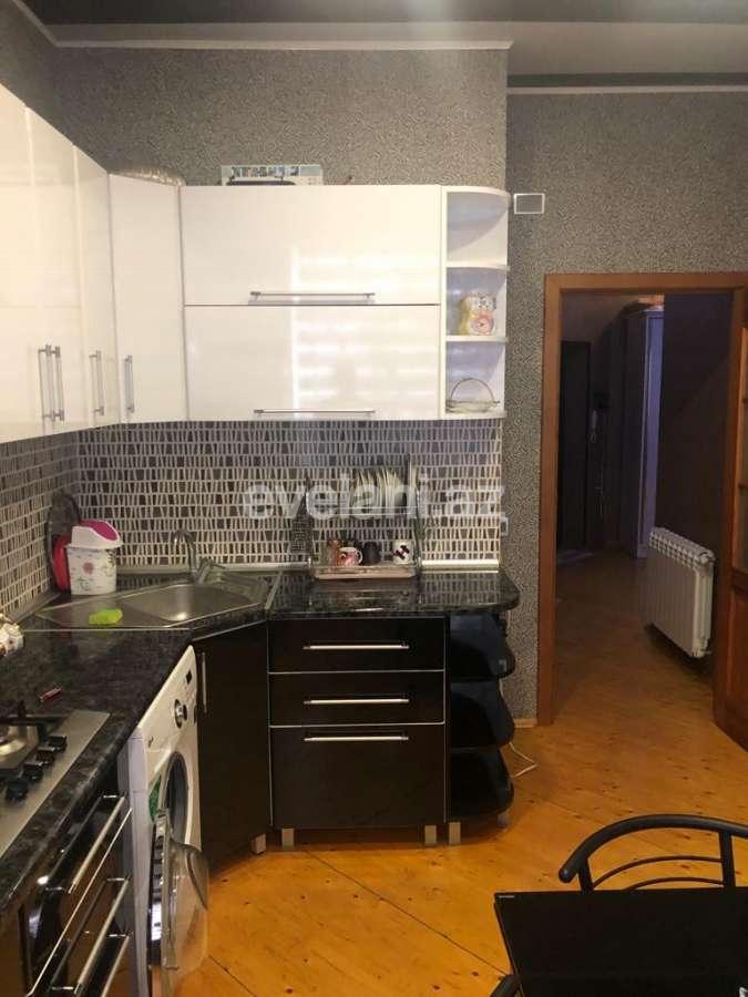 Satılır, yeni tikili, 2 otaqlı, 60 m², Bakı, Nizami r, Qara Qarayev m.