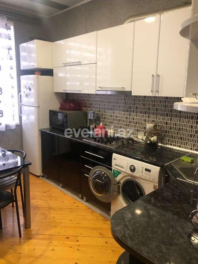 Satılır, yeni tikili, 2 otaqlı, 60 m², Bakı, Nizami r, Qara Qarayev m.