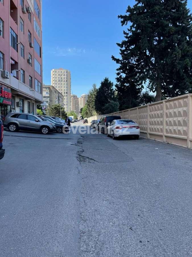 Satılır, ofis, 10 otaqlı, 600 m², Bakı, Binəqədi r, 9-cu mikrorayon q.