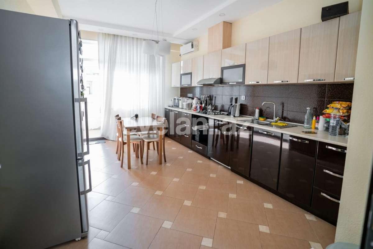 Satılır, yeni tikili, 3 otaqlı, 140 m², Bakı, Nərimanov r, Nəriman Nərimanov m.