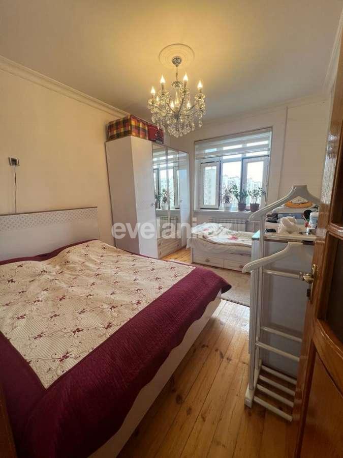 Satılır, köhnə tikili, 3 otaqlı, 65 m², Bakı, Xətai r, Həzi Aslanov m.