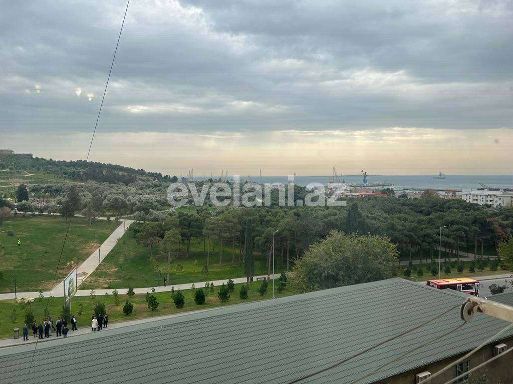 Satılır, köhnə tikili, 3 otaqlı, 65 m², Bakı, Xətai r, Həzi Aslanov m.