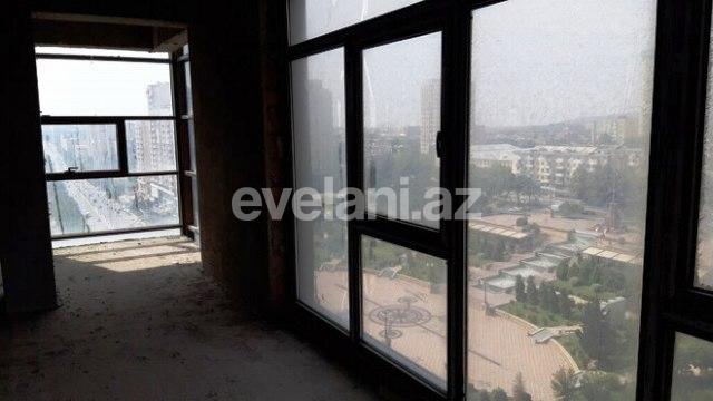 Satılır, yeni tikili, 4 otaqlı, 213 m², Bakı, Yasamal r, Elmlər Akademiyası m.