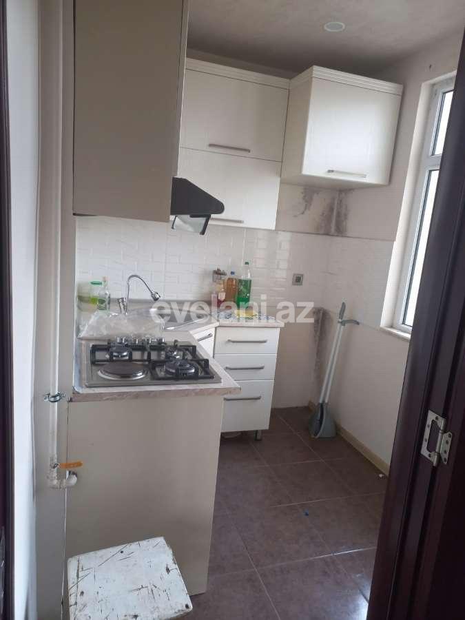 Kirayə verilir, köhnə tikili, 2 otaqlı, 50 m², Bakı, Nəsimi r, 2-ci mikrorayon q, Memar Əcəmi m.