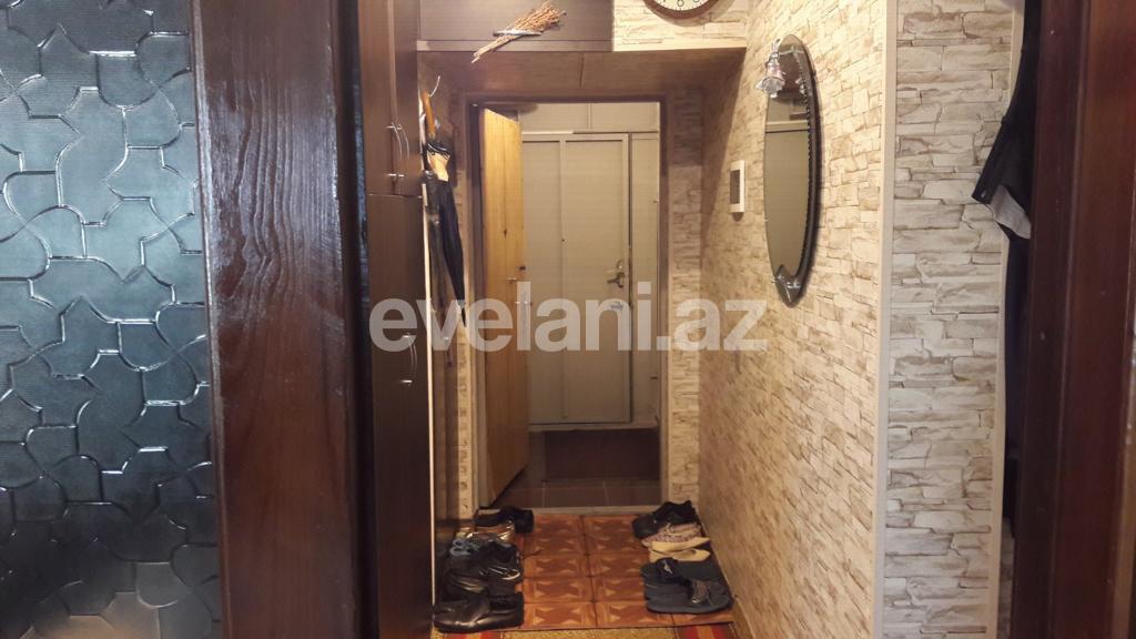Satılır, köhnə tikili, 3 otaqlı, 70 m², Bakı, Nəsimi r, 1-ci mikrorayon q, 20 yanvar m.