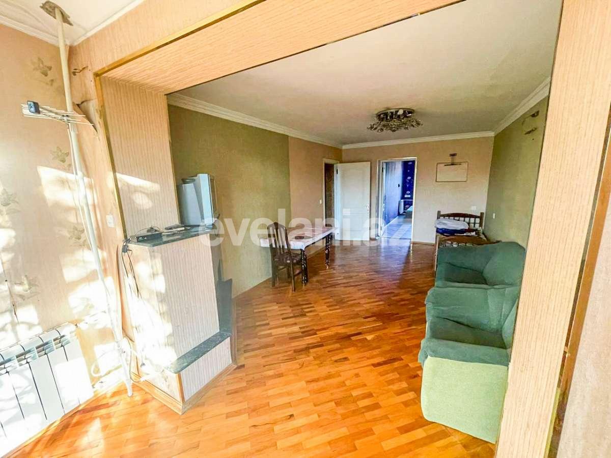 Kirayə verilir, köhnə tikili, 3 otaqlı, 70 m², Bakı, Nizami r, Neftçilər m.