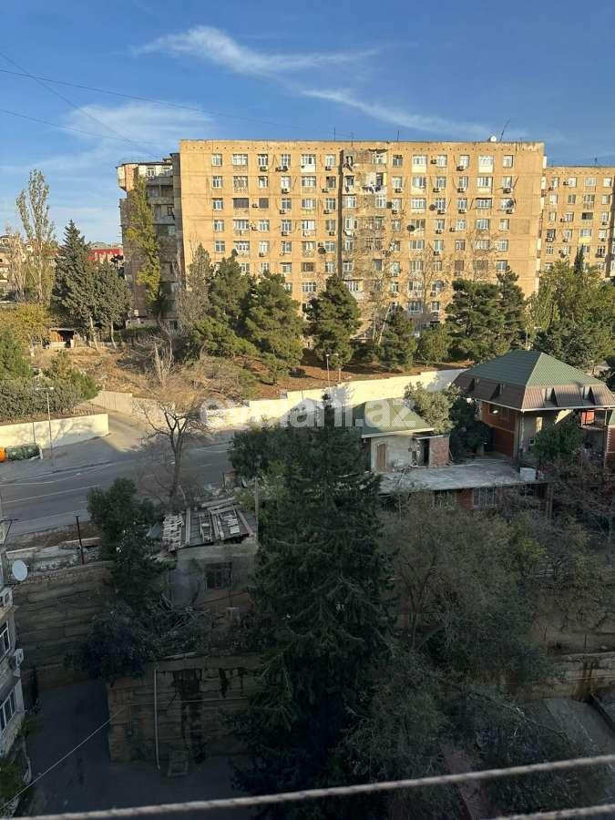 Satılır, köhnə tikili, 3 otaqlı, 75 m², Bakı, Xətai r, Həzi Aslanov m.