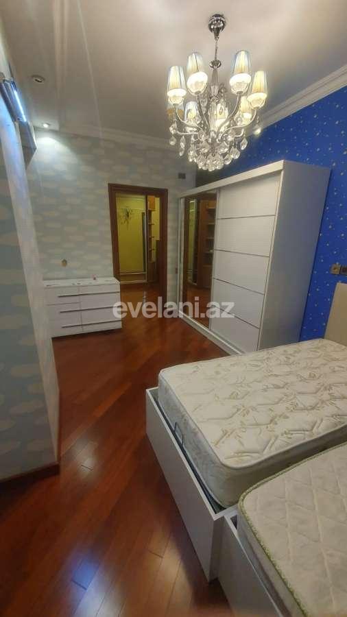 Rent, new building, 3 room, 136 m², Baku, Yasamal r, Inshaatchilar m.