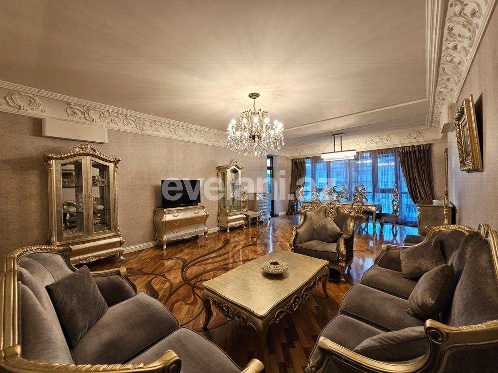 Kirayə verilir, yeni tikili, 3 otaqlı, 216 m², Bakı, Xətai r, Şah İsmayıl Xətai m.