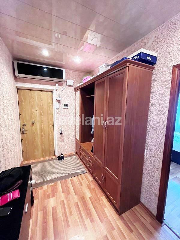 Satılır, köhnə tikili, 3 otaqlı, 75 m², Bakı, Suraxanı r, Yeni Günəşli q, Xalqlar Dostluğu m.