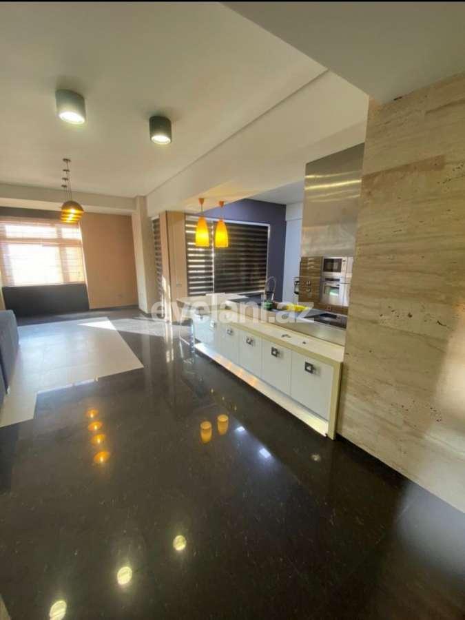 Kirayə verilir, yeni tikili, 4 otaqlı, 200 m², Bakı, Xətai r, Şah İsmayıl Xətai m.