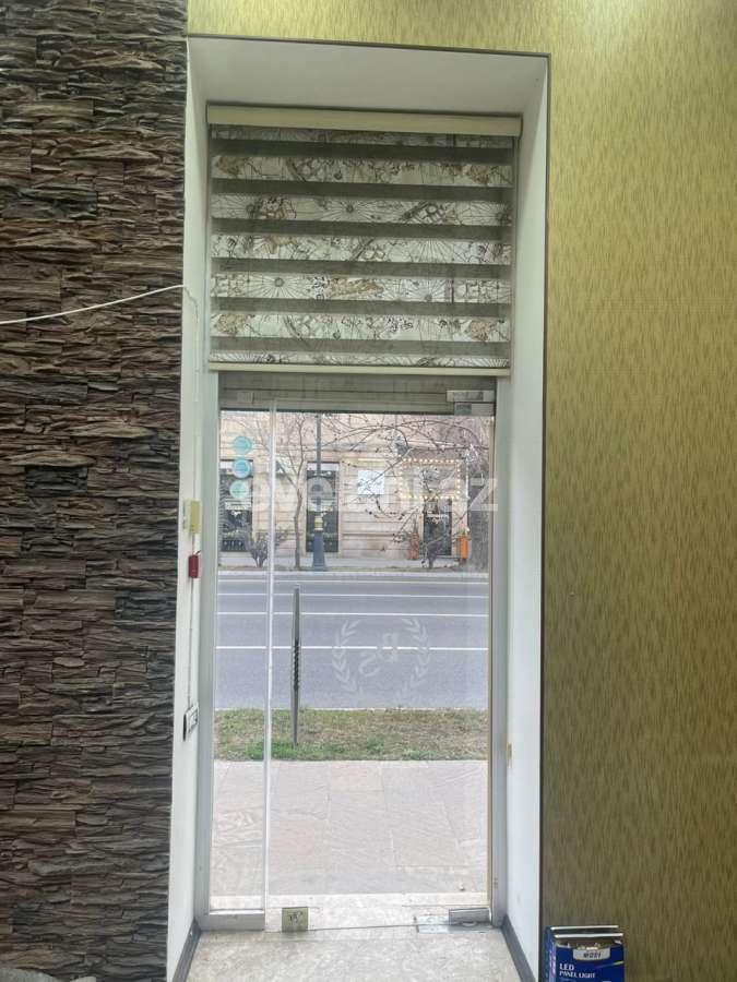 Satılır, obyekt, 70 m², Bakı, Xətai r, 28 may m.