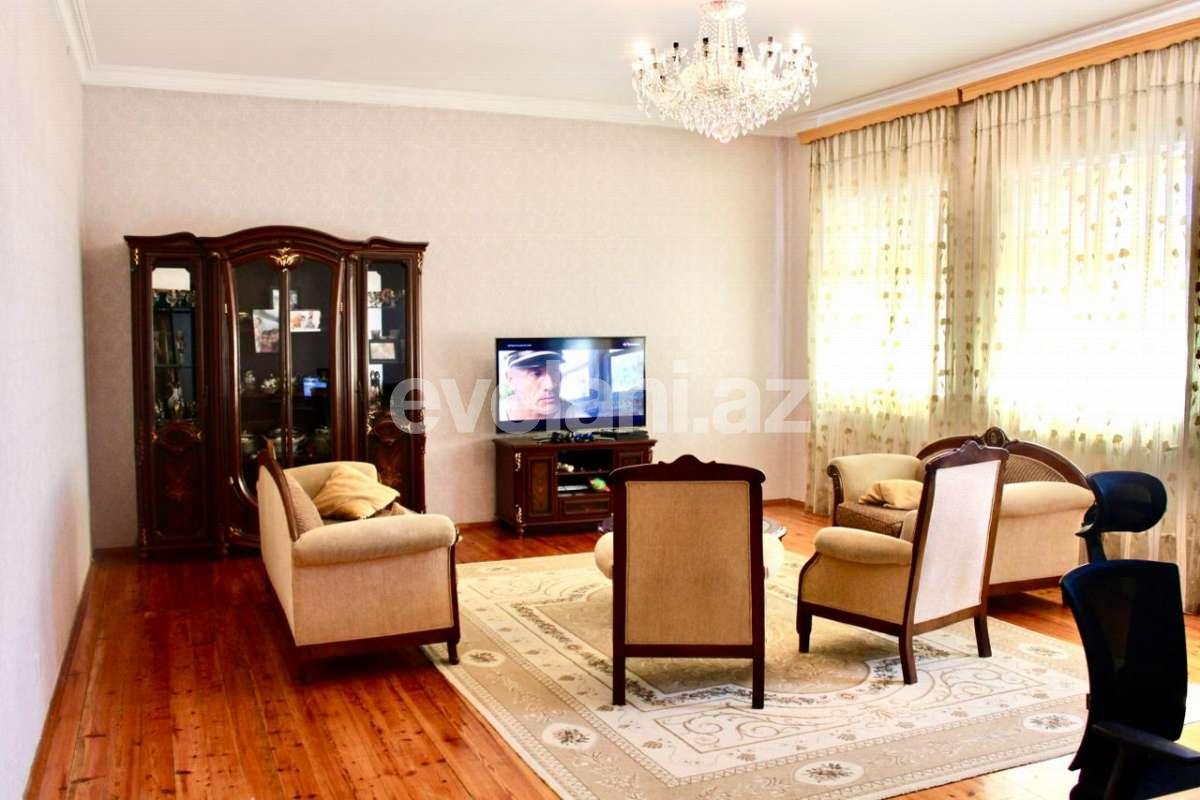Satılır, həyət evi / bağ, 6 otaqlı, 420 m², Bakı, Xətai r, Əhmədli q, Xalqlar Dostluğu m.
