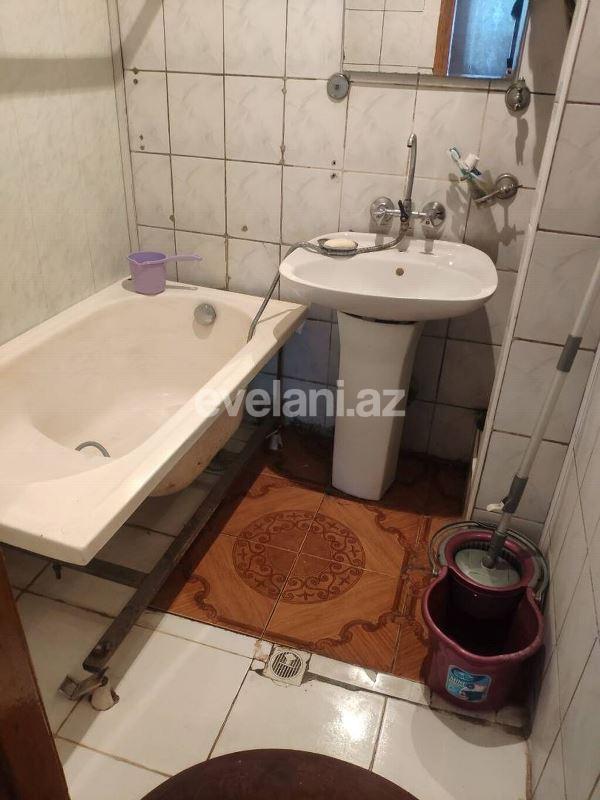 Satılır, köhnə tikili, 3 otaqlı, 60 m², Bakı, Nizami r, 8-ci kilometr q, Neftçilər m.