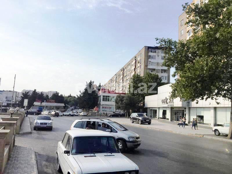 Satılır, köhnə tikili, 3 otaqlı, 60 m², Bakı, Nizami r, 8-ci kilometr q, Neftçilər m.