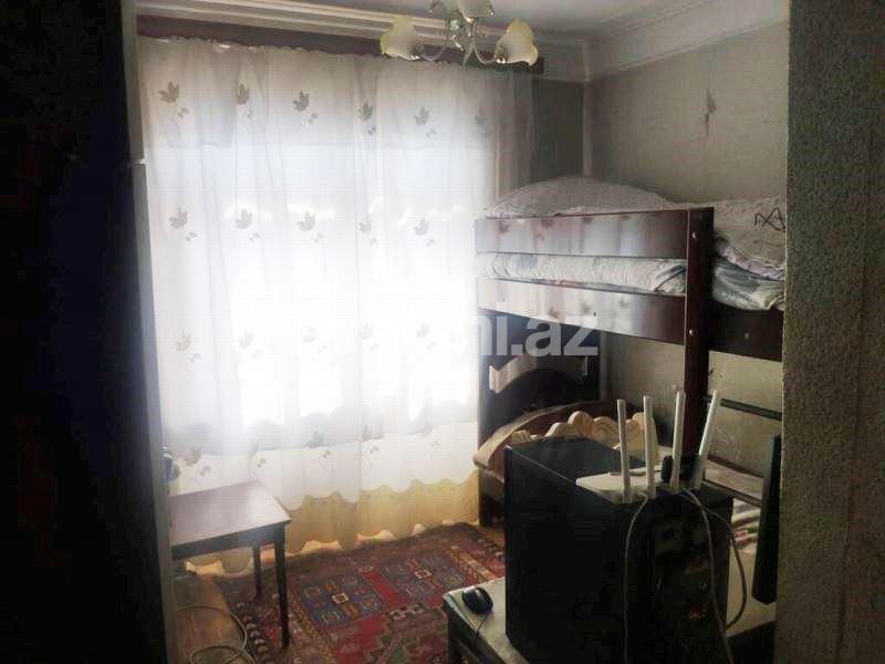 Satılır, köhnə tikili, 3 otaqlı, 60 m², Bakı, Nizami r, 8-ci kilometr q, Neftçilər m.