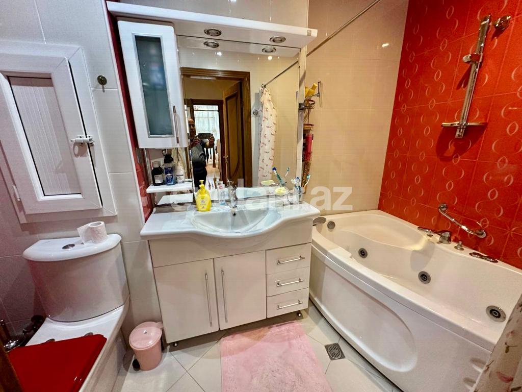 Satılır, yeni tikili, 3 otaqlı, 120 m², Bakı, Xətai r, Həzi Aslanov m.