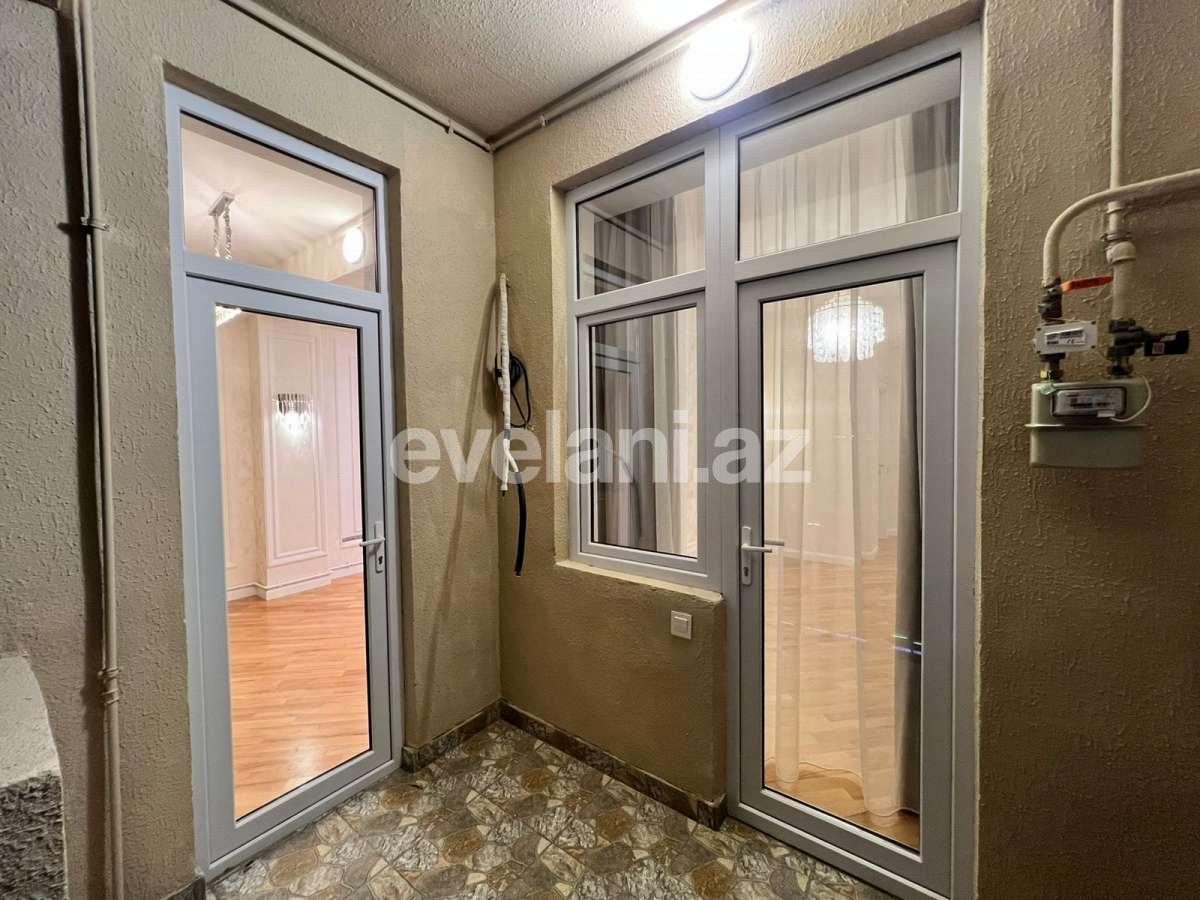Satılır, yeni tikili, 2 otaqlı, 70 m², Bakı, Nizami r, Qara Qarayev m.