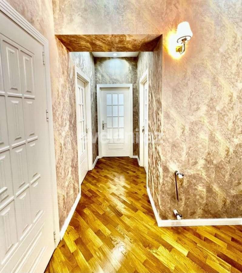 Satılır, yeni tikili, 2 otaqlı, 71.5 m², Bakı, Nizami r, Qara Qarayev m.