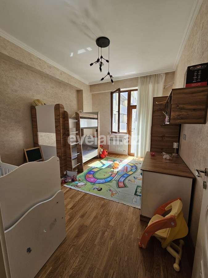 Satılır, yeni tikili, 3 otaqlı, 110 m², Bakı, Nizami r, Qara Qarayev m.