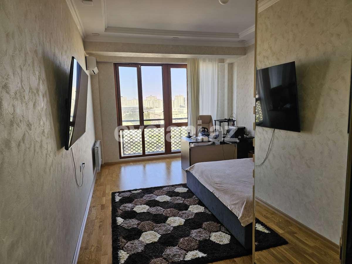Satılır, yeni tikili, 3 otaqlı, 110 m², Bakı, Nizami r, Qara Qarayev m.