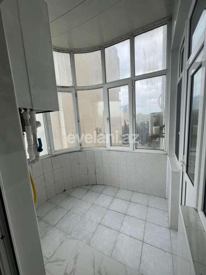 Kirayə verilir, yeni tikili, 3 otaqlı, 135 m², Bakı, Binəqədi r, 8-ci mikrorayon q, Azadlıq prospekti m.