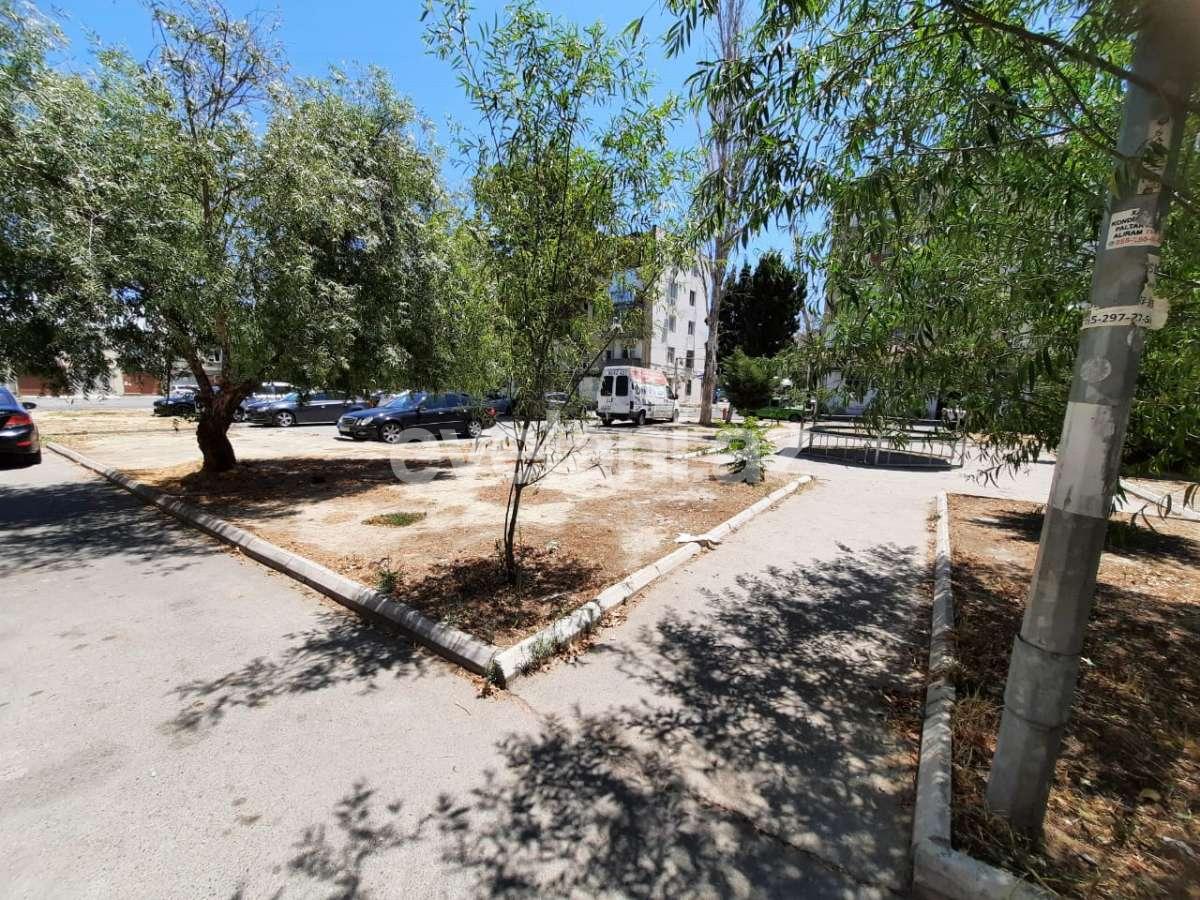 Satılır, köhnə tikili, 2 otaqlı, 48 m², Bakı, Sabunçu r, Bakıxanov q.