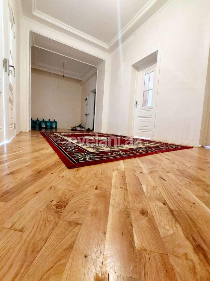 Satılır, yeni tikili, 3 otaqlı, 145 m², Bakı, Binəqədi r, 8-ci mikrorayon q, Azadlıq prospekti m.