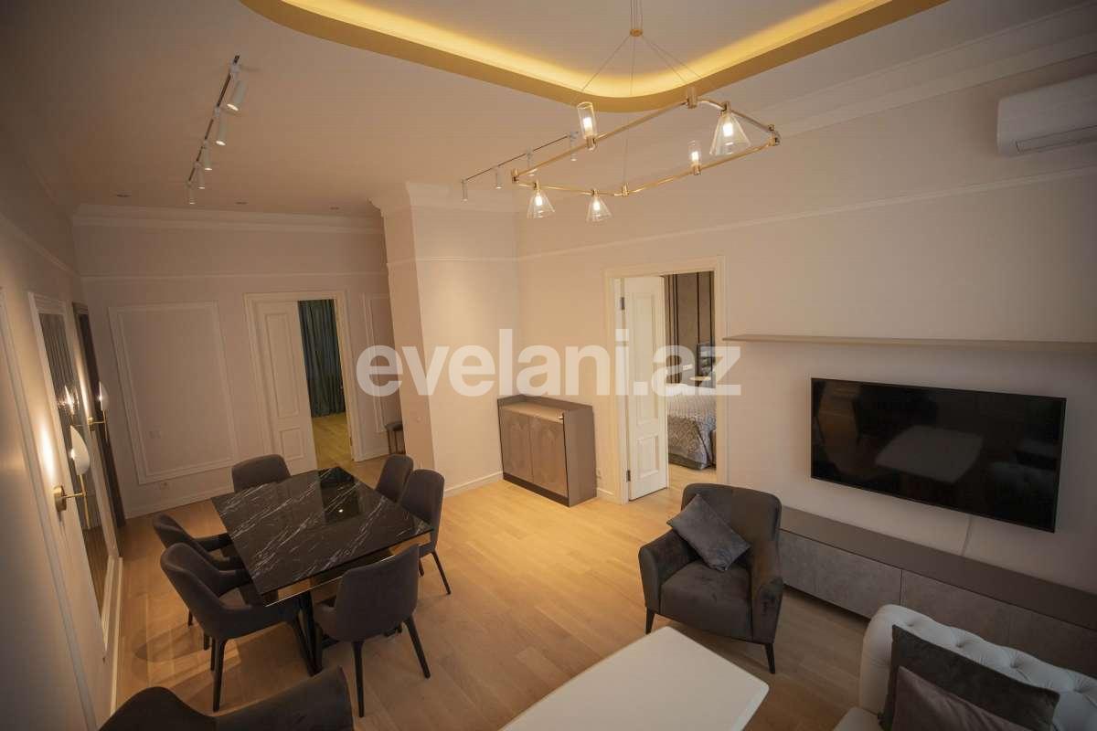 Rent, old building, 3 room, 120 m², Baku, Sabail r, Sahil m.