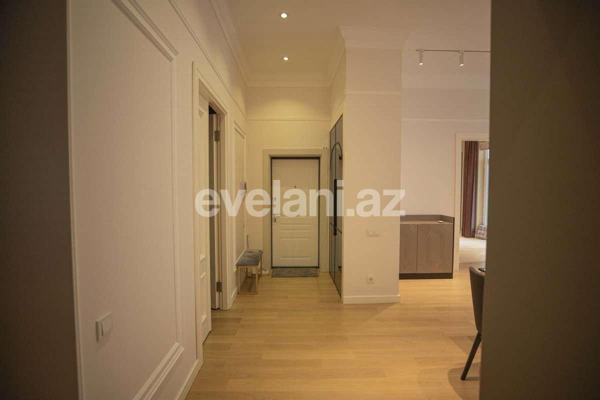 Rent, old building, 3 room, 120 m², Baku, Sabail r, Sahil m.