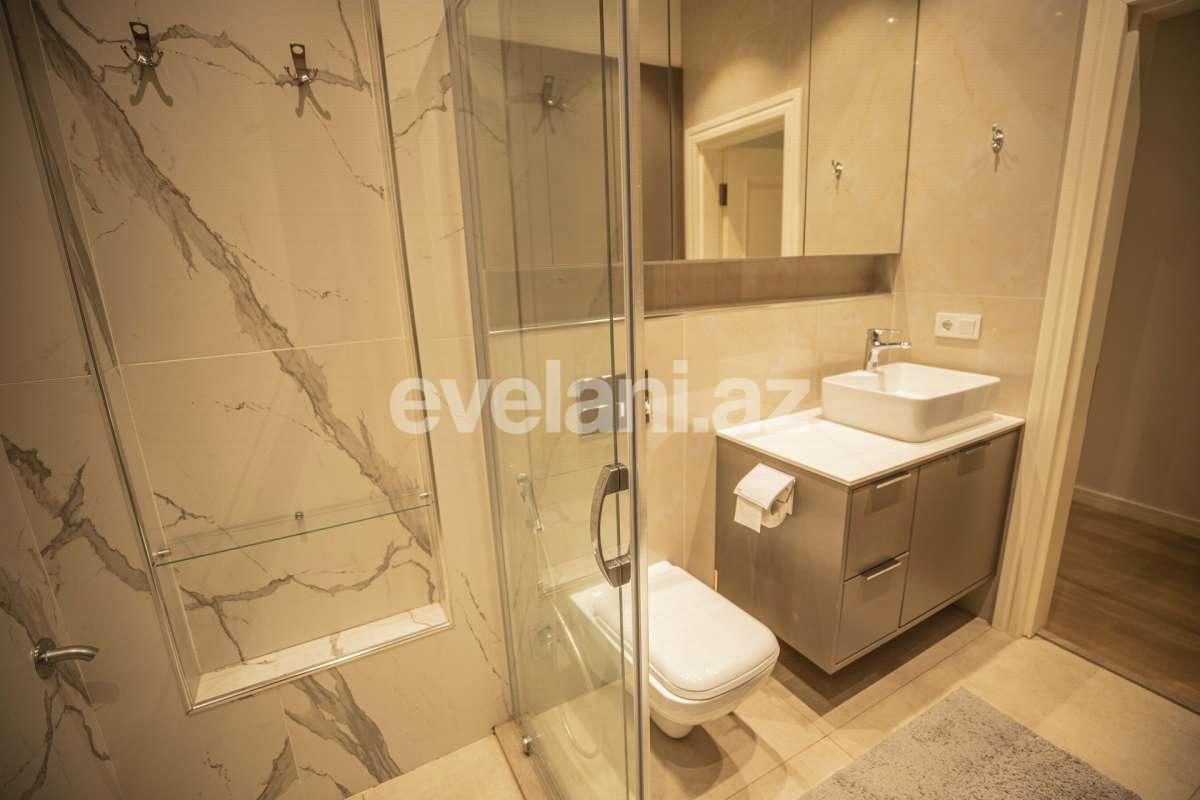 Rent, old building, 3 room, 120 m², Baku, Sabail r, Sahil m.