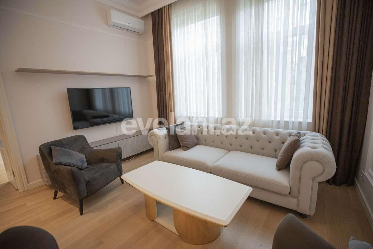 Rent, old building, 3 room, 120 m², Baku, Sabail r, Sahil m.