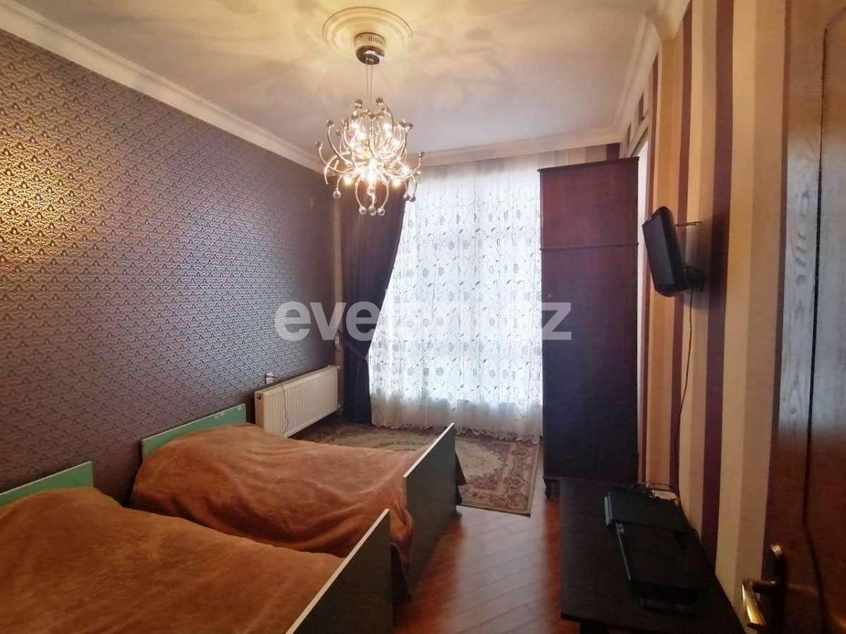 Satılır, yeni tikili, 3 otaqlı, 130 m², Bakı, Yasamal r, 8 Noyabr m.