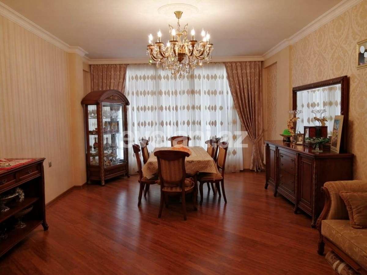 Satılır, yeni tikili, 3 otaqlı, 130 m², Bakı, Yasamal r, 8 Noyabr m.