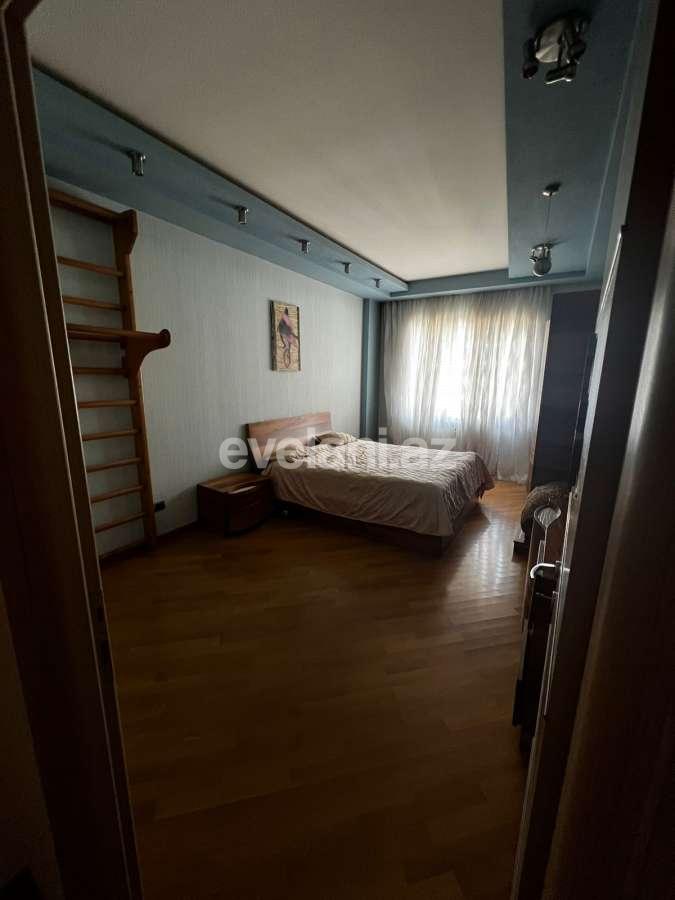 Kirayə verilir, yeni tikili, 4 otaqlı, 240 m², Bakı, Nəsimi r, 28 may m.