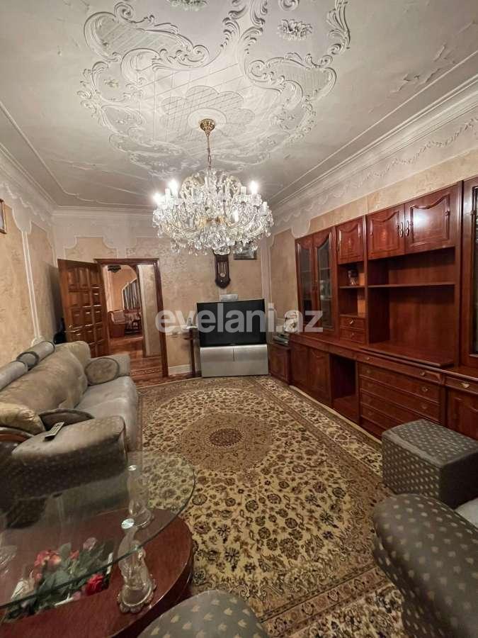 Продаётся, вторичка, 4-комнаты, 110 m², Баку, Насиминский r, 3-й микрорайон p, Мемар Аджеми m.