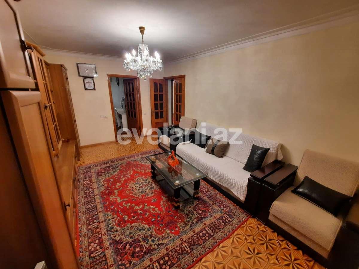 Rent, old building, 4 room, 150 m², Baku, Yasamal r, Inshaatchilar m.