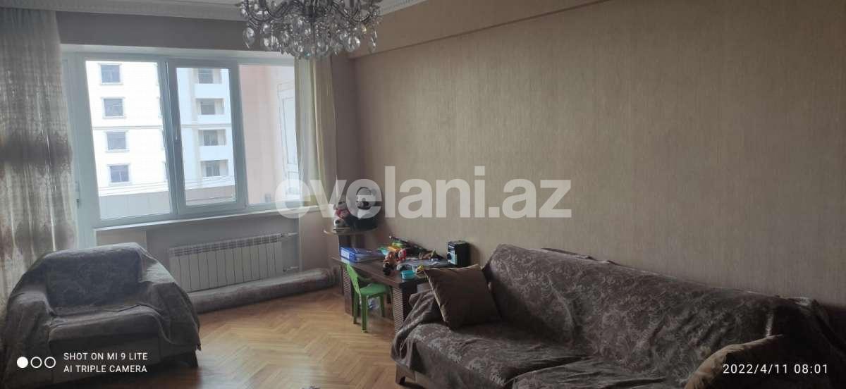 Сдаётся, вторичка, 3-комнаты, 90 m², Баку, Ясамальский r, Элмляр Академиясы m.