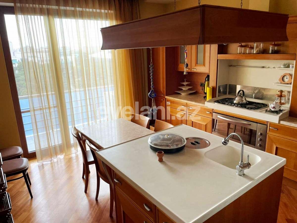 Satılır, yeni tikili, 4 otaqlı, 190 m², Bakı, Nərimanov r, Gənclik m.