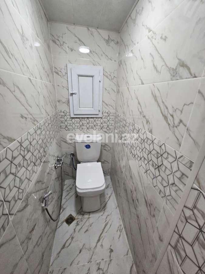 Satılır, köhnə tikili, 4 otaqlı, 54 m², Bakı, Binəqədi r, 8-ci mikrorayon q, Azadlıq prospekti m.