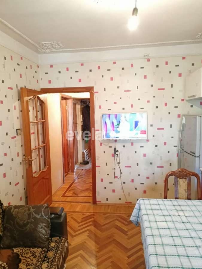 Satılır, köhnə tikili, 2 otaqlı, 65 m², Bakı, Nərimanov r, Gənclik m.