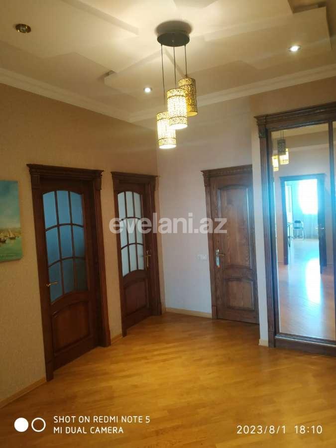 Satılır, yeni tikili, 3 otaqlı, 120 m², Bakı, Binəqədi r, 7-ci mikrorayon q, Azadlıq prospekti m.